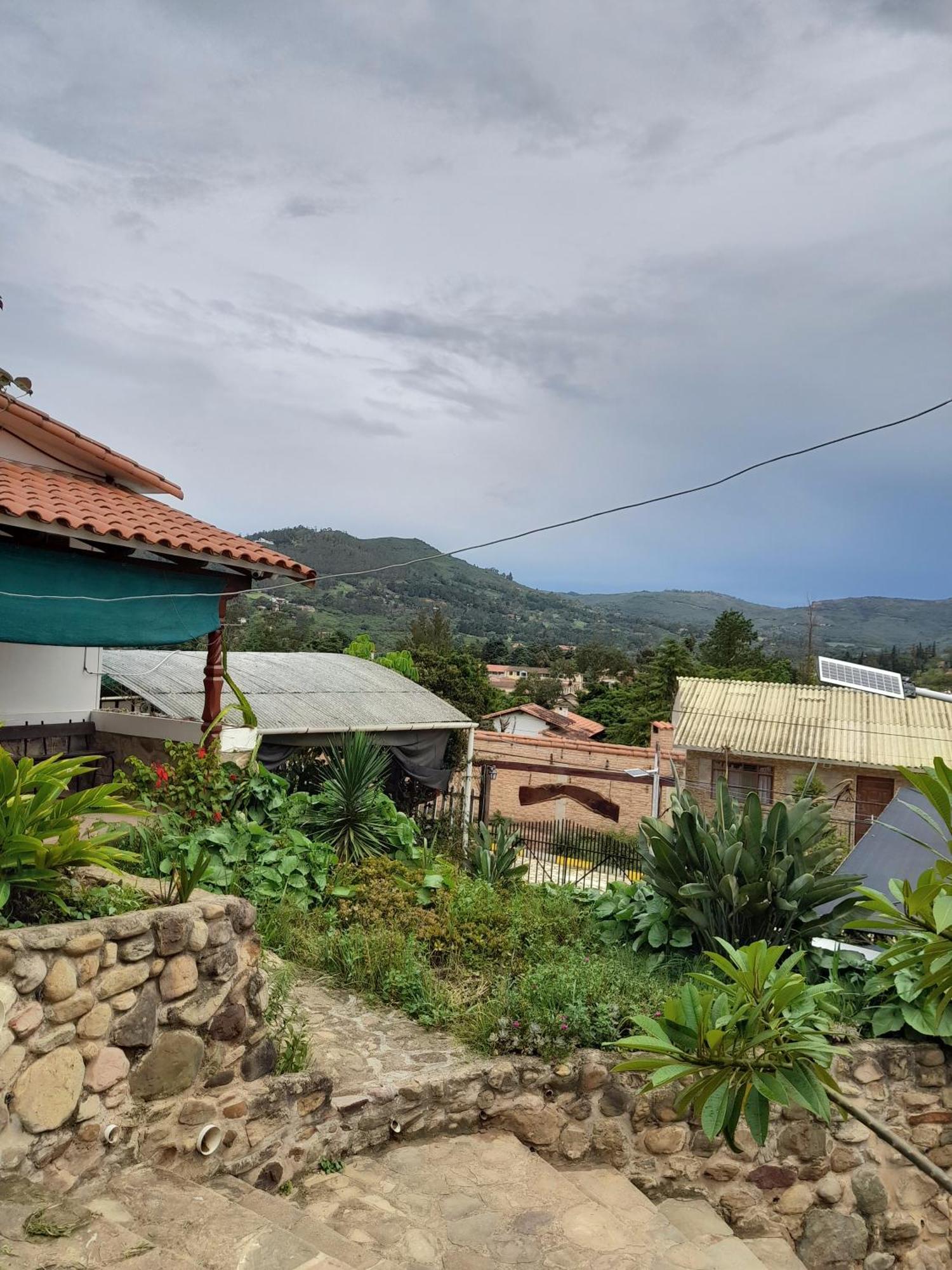 Hotel Fonda Amboro Samaipata Exterior foto