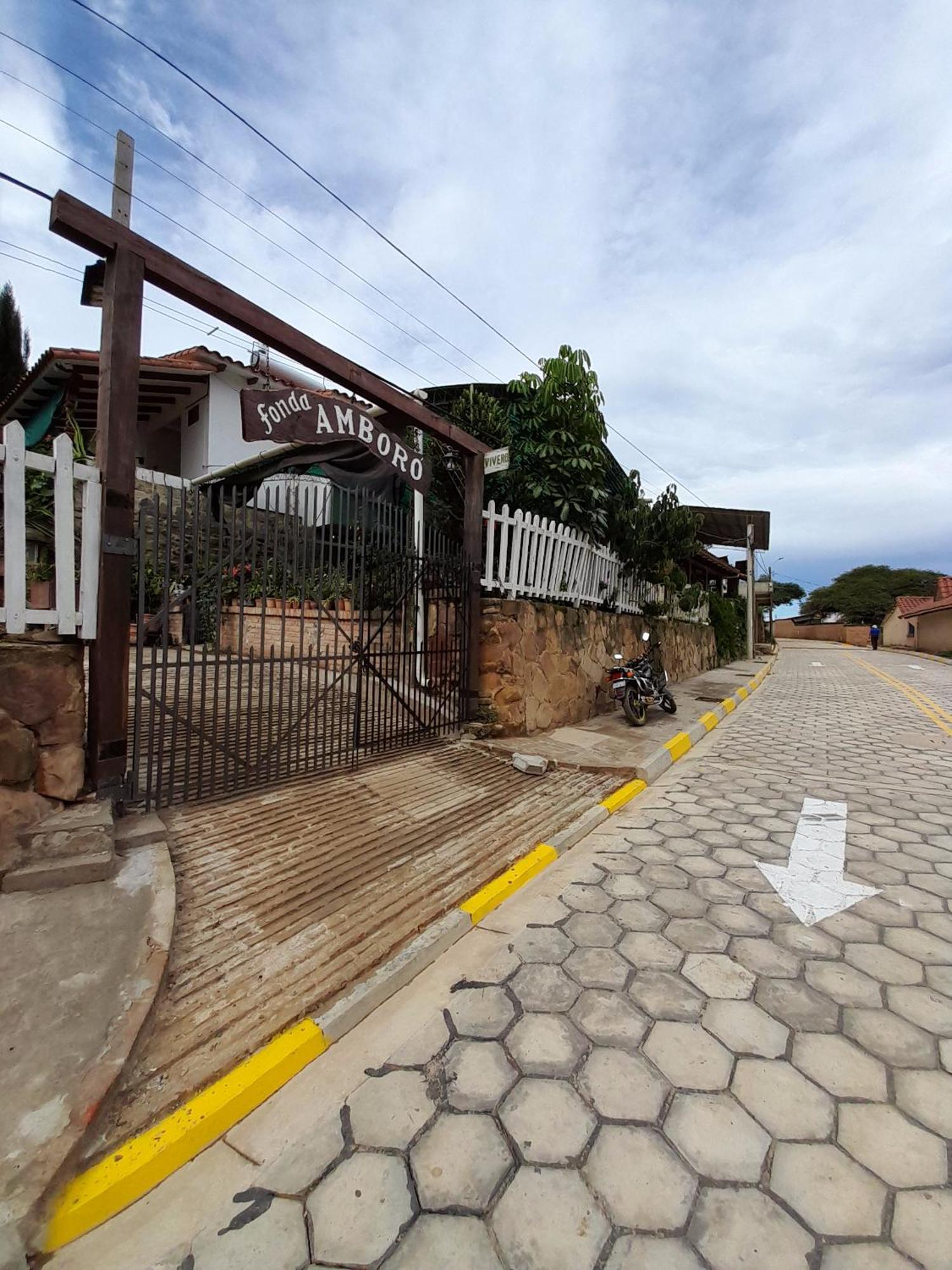 Hotel Fonda Amboro Samaipata Exterior foto